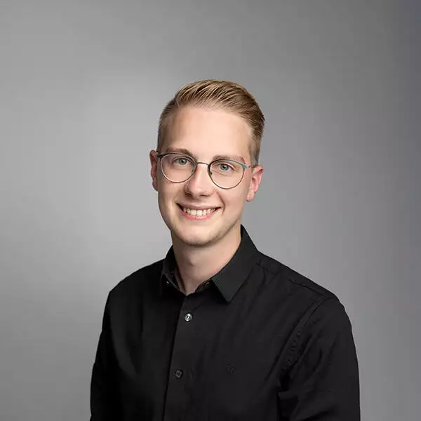Simon Rummel_web